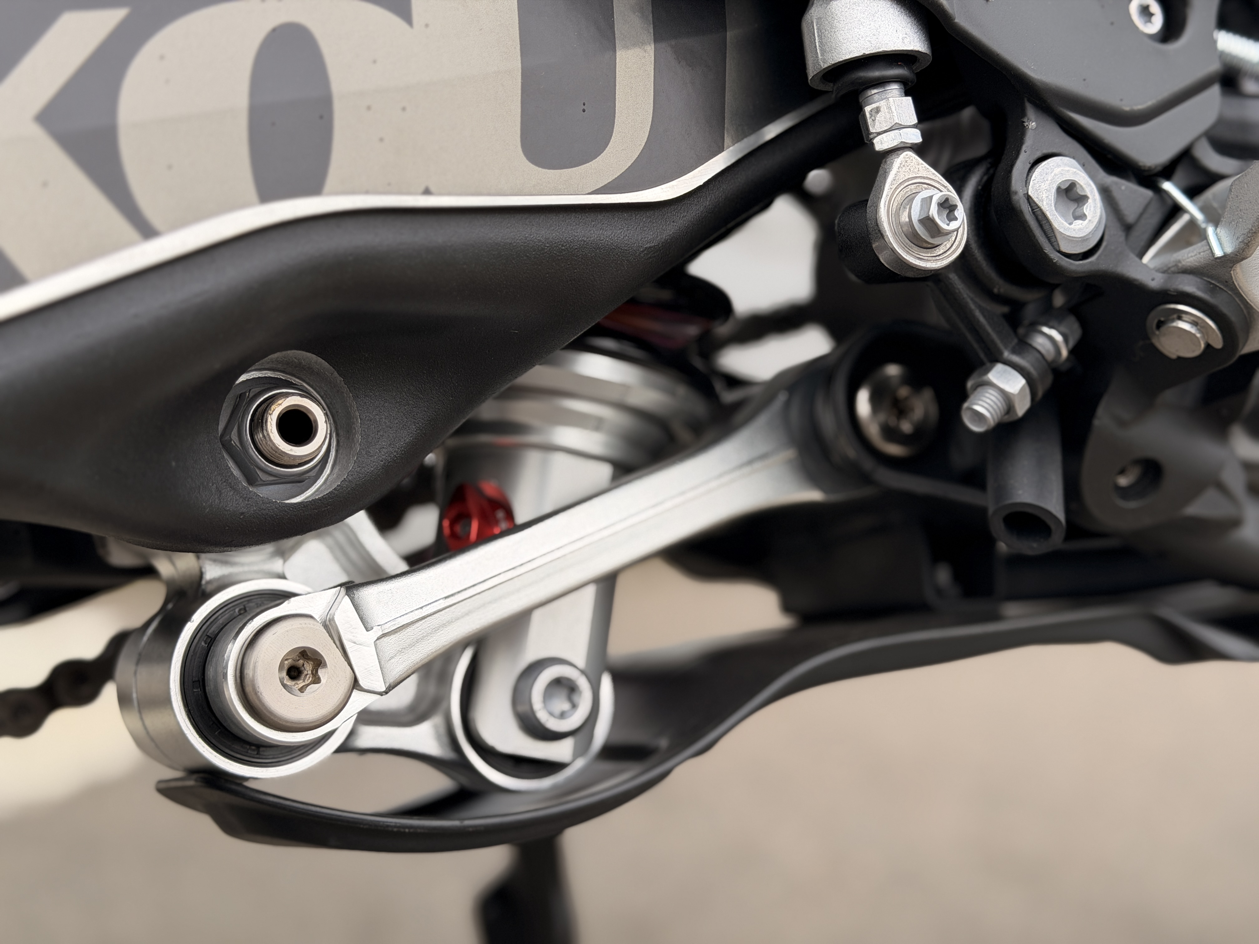 Кроссовый мотоцикл PROMAX BLACKOUT YBS300 ENDURO