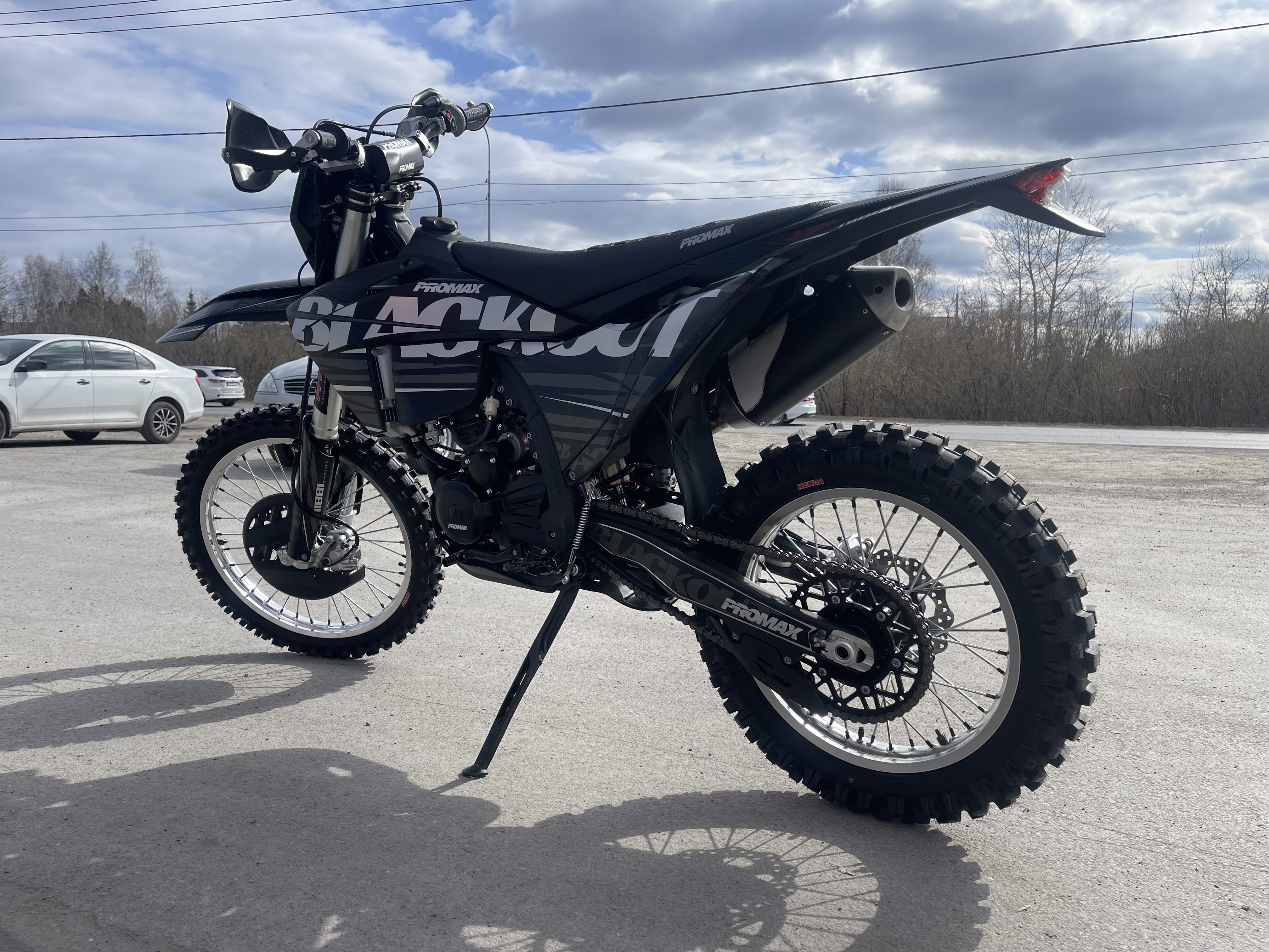 Кроссовый мотоцикл PROMAX BLACKOUT YBS300 ENDURO