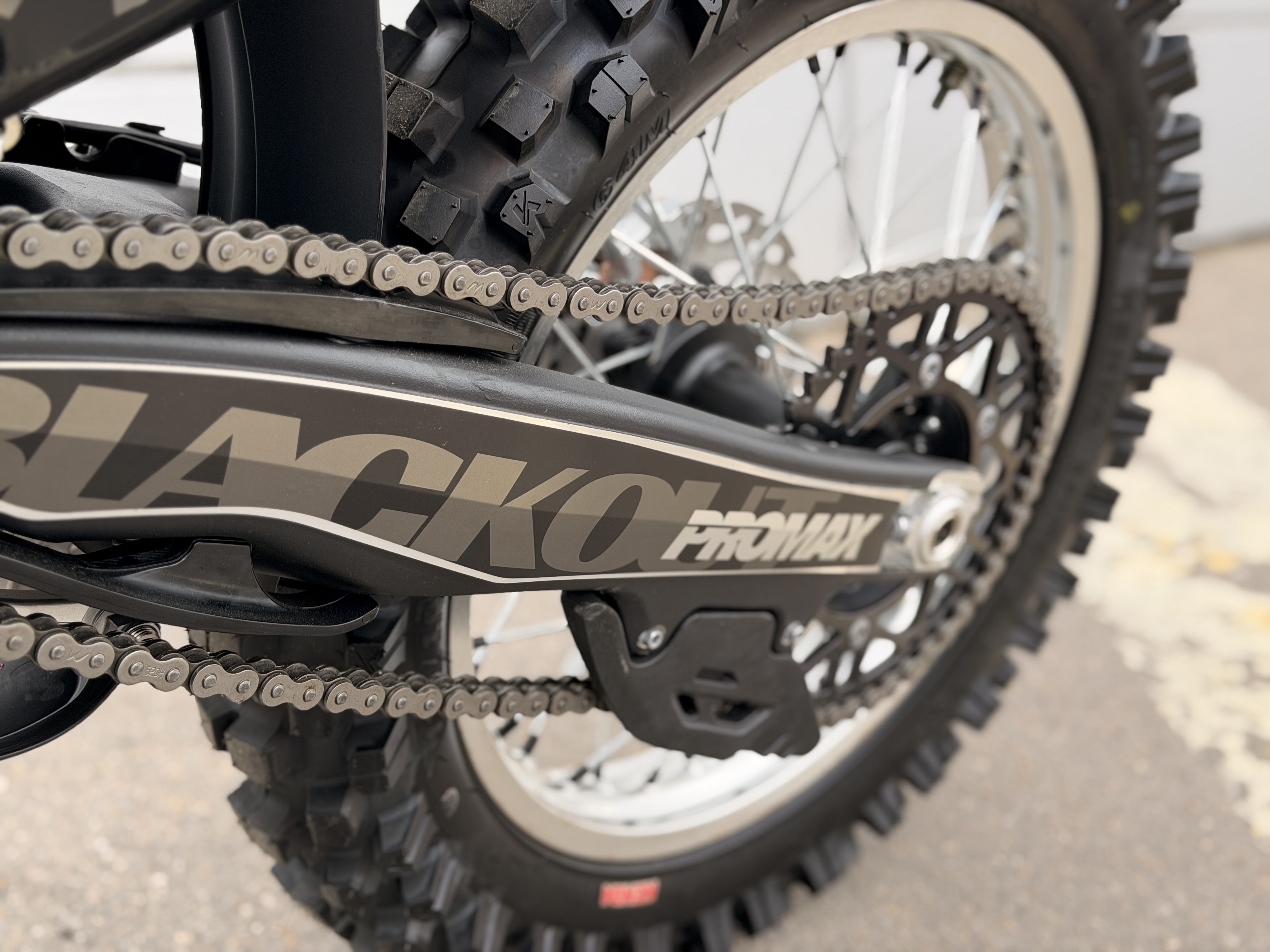 Кроссовый мотоцикл PROMAX BLACKOUT YBS300 ENDURO