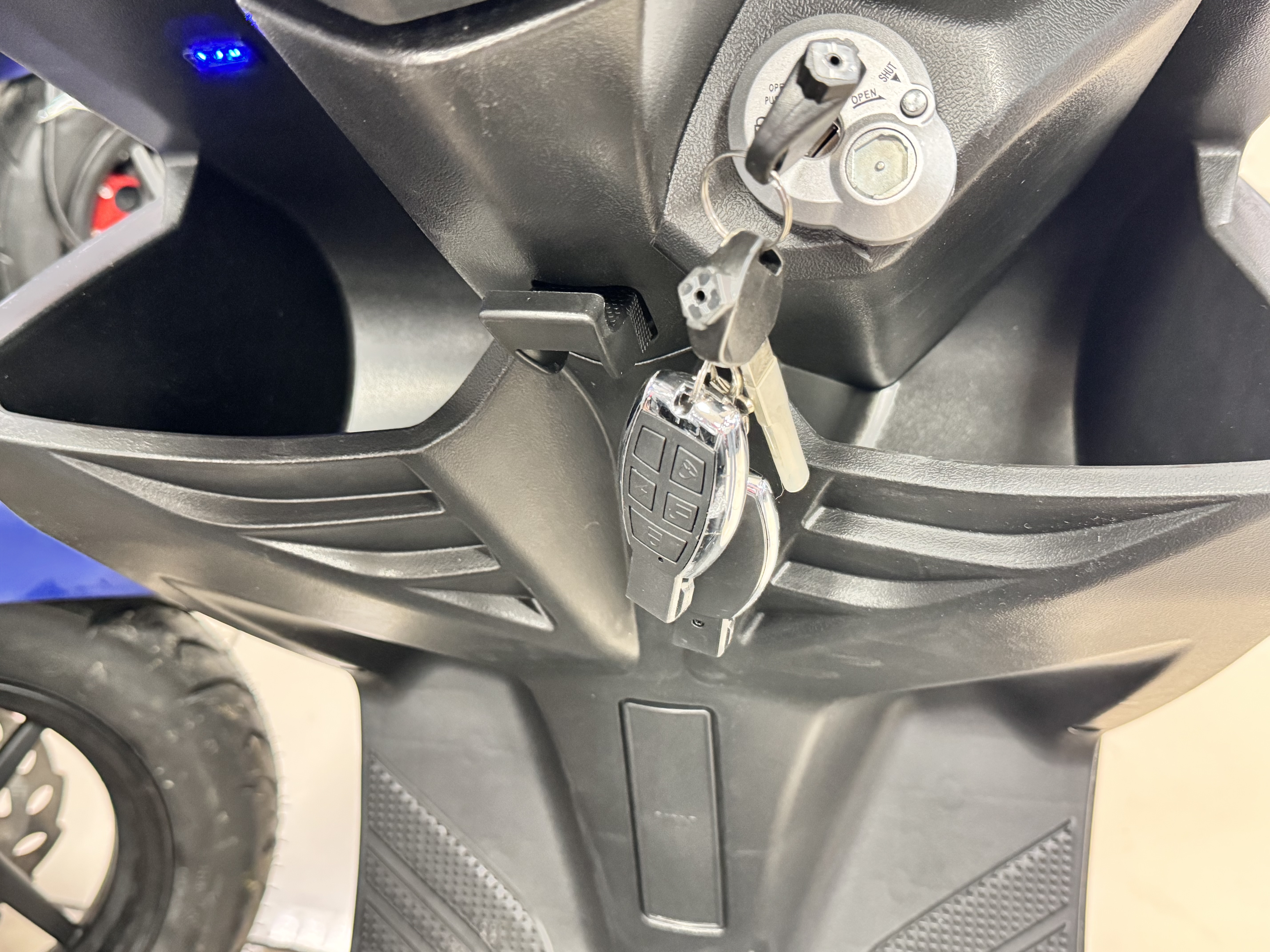 Скутер PROMAX Corsa RS PRO 200(49)