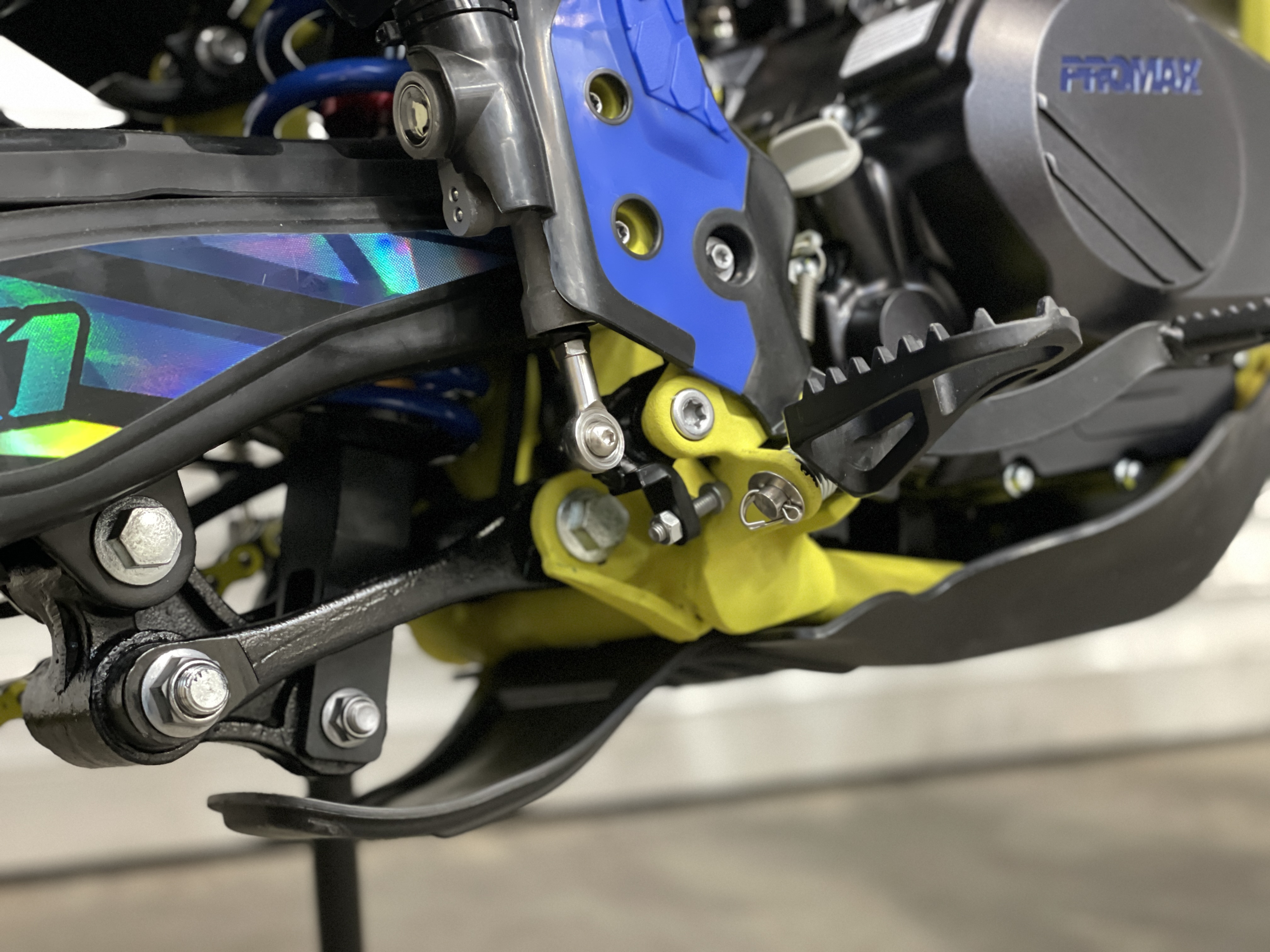 Кроссовый мотоцикл PROMAX RX1 CB300RL (4 Valves, 6 Gears)