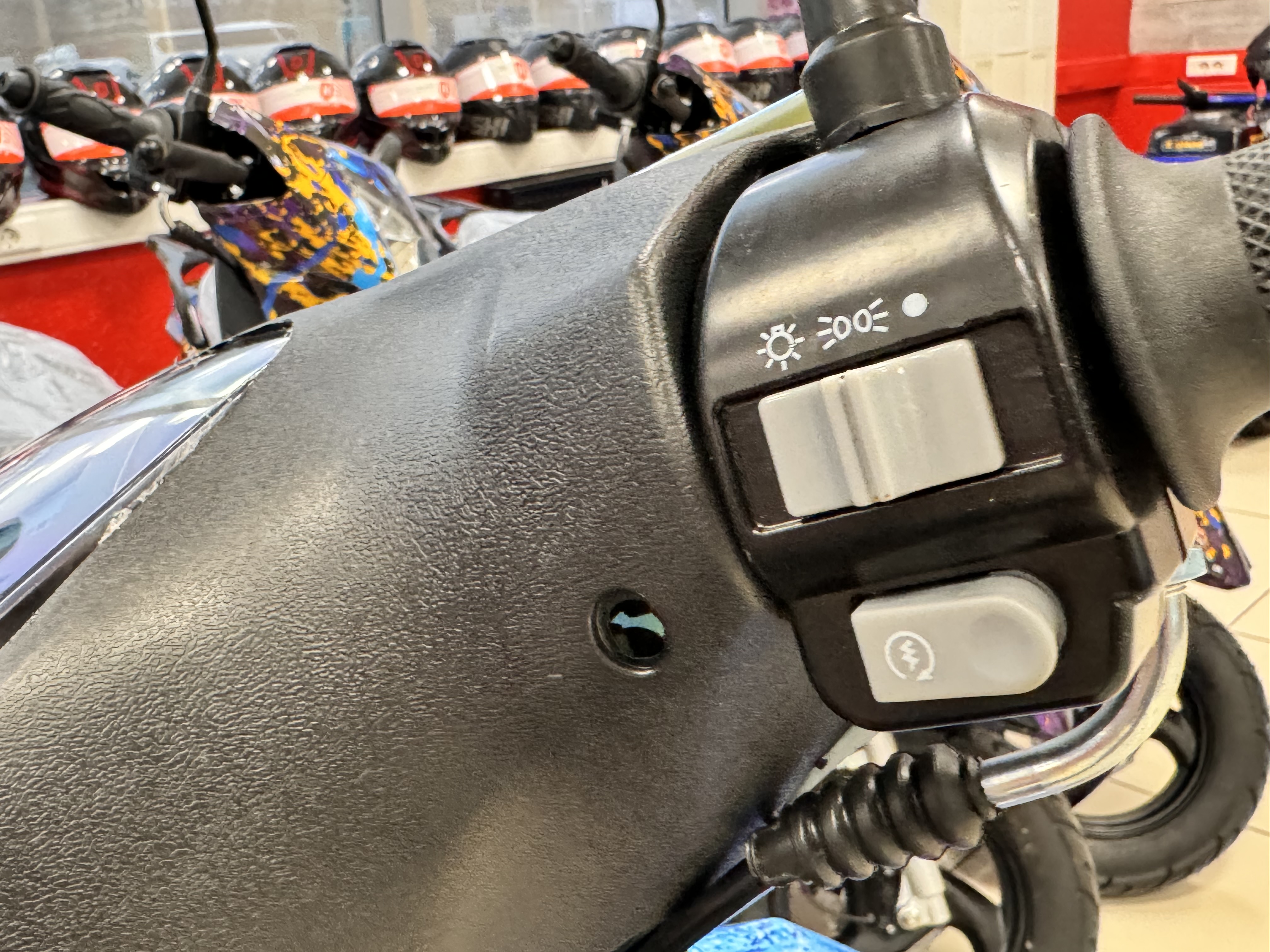 Скутер PROMAX Corsa Pro 150(49)