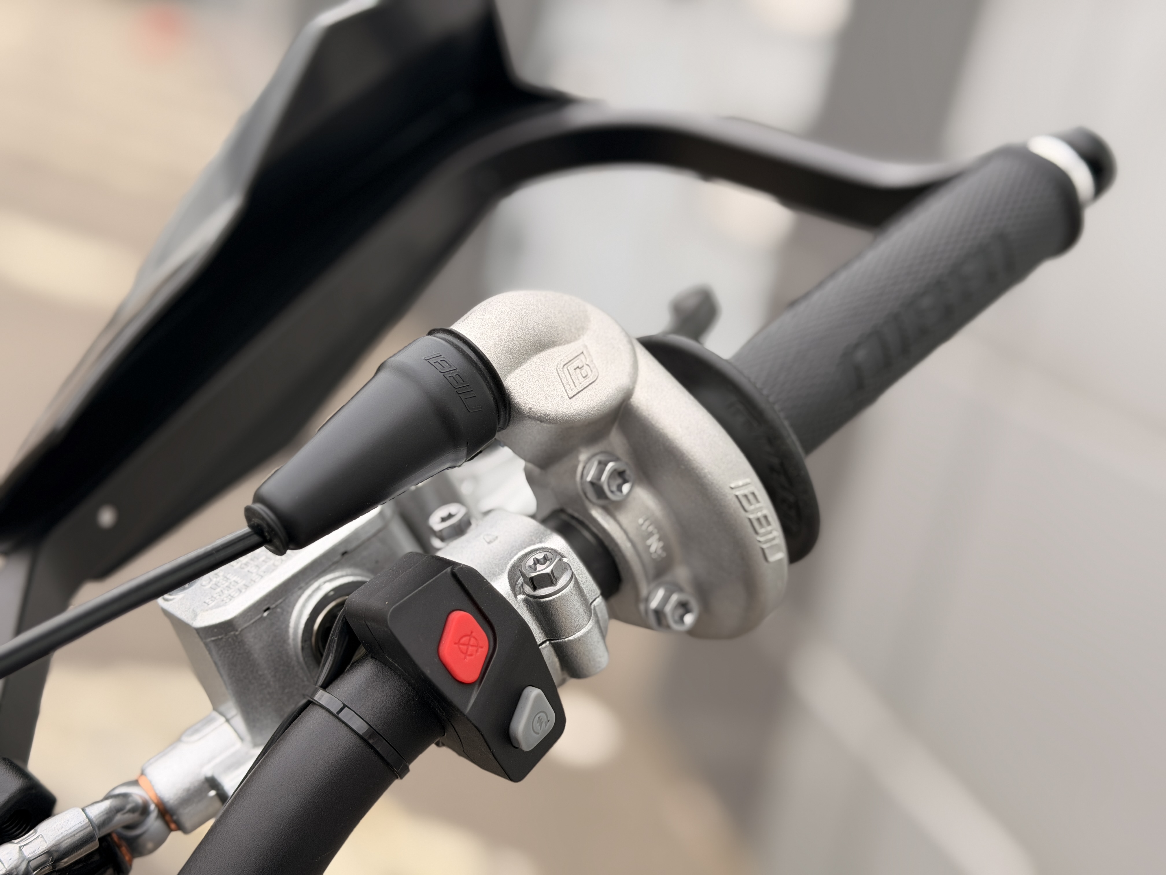 Кроссовый мотоцикл PROMAX BLACKOUT YBS300 ENDURO