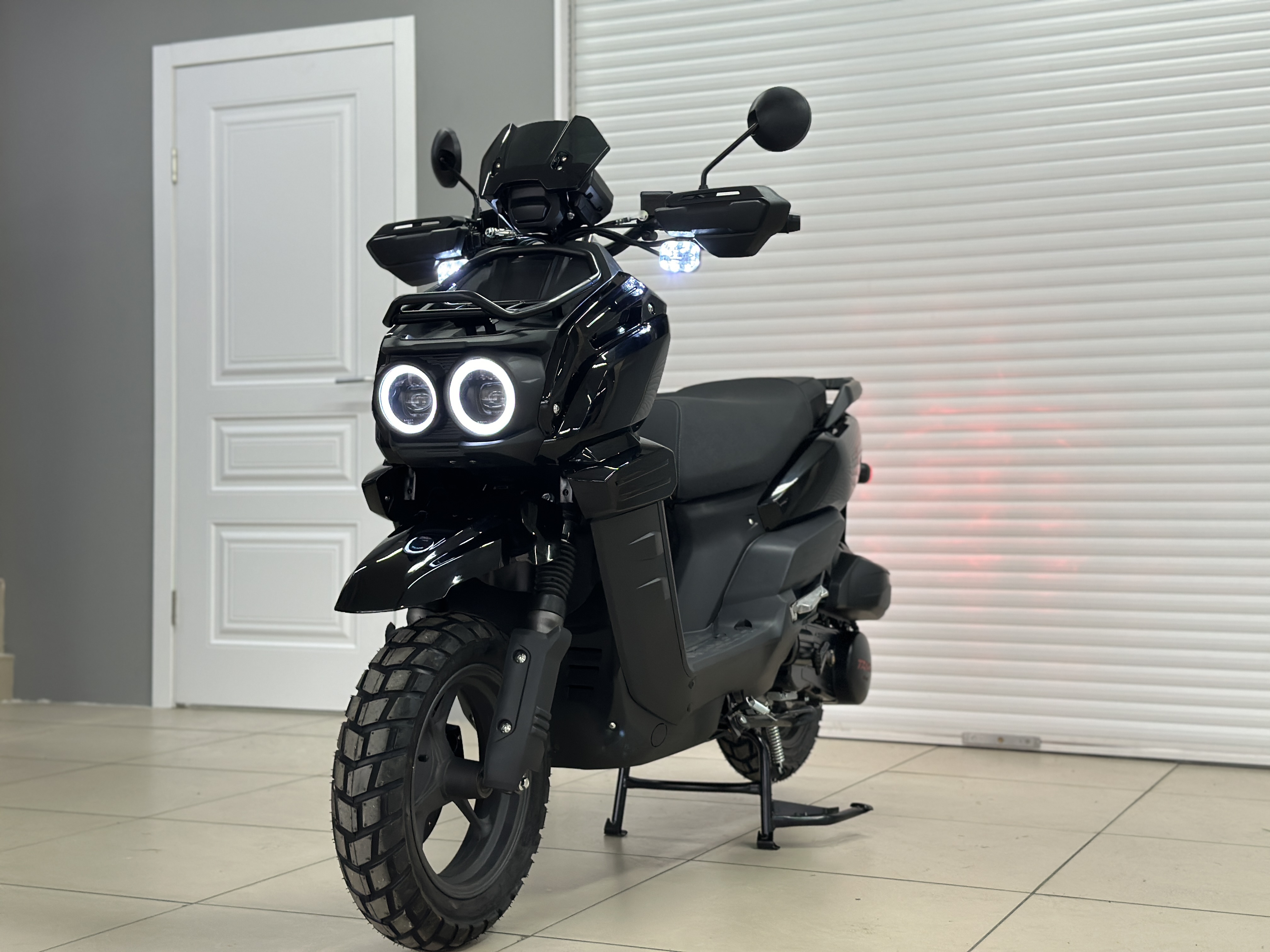 Скутер PROMAX STALKER 240(49)